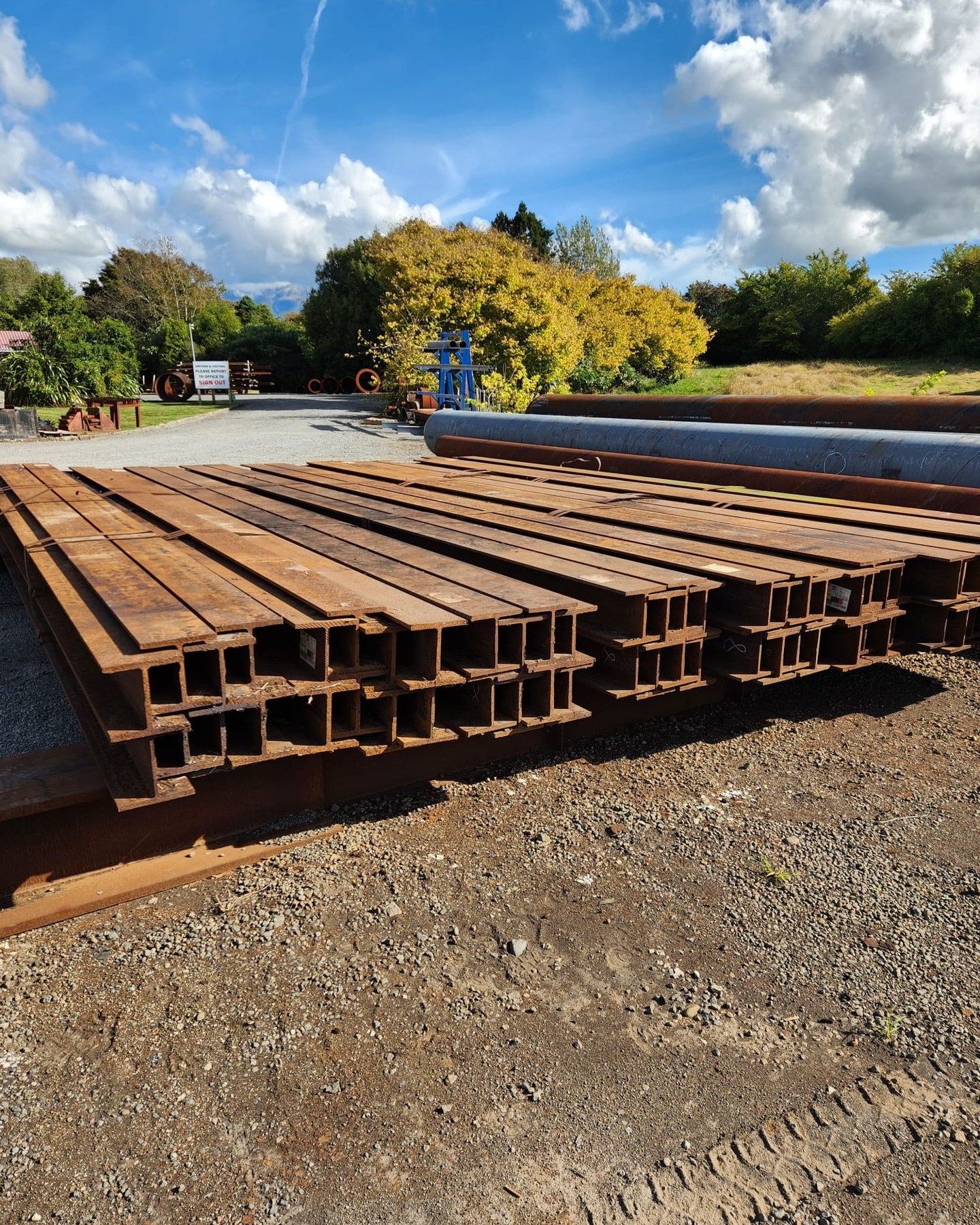 EGM/STK/HR2 LHC - Driveway - SS15653
