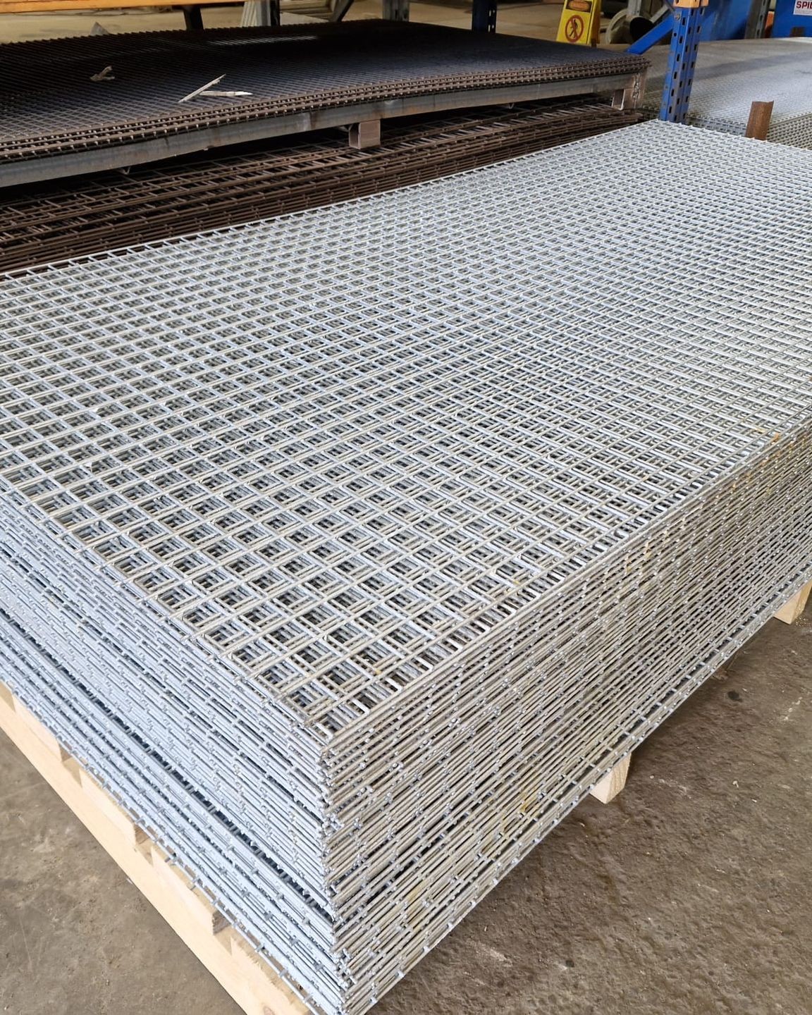 EGM/STK/Mesh Racking Area - GM15070