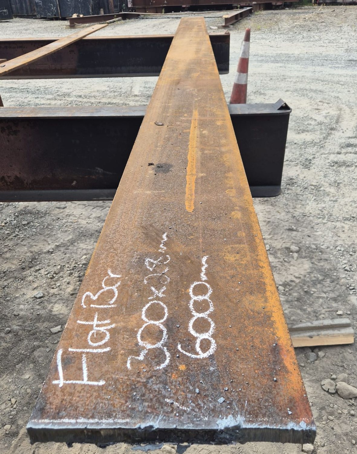 FLAT BAR 300 x 28 (Surplus Uncertified)